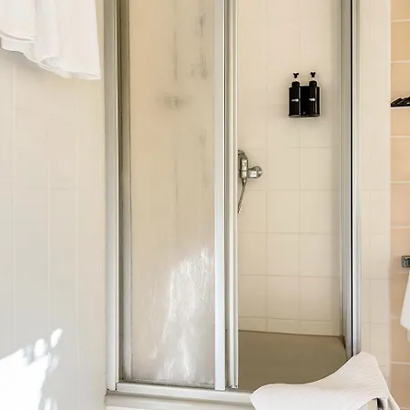 Am Ratshof 3* Halle (Saale)